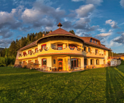 Biolandhaus Arche, Kärnten, St. Oswald-Eberstein