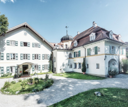 Schlossgut Oberambach, Bayern, Münsing